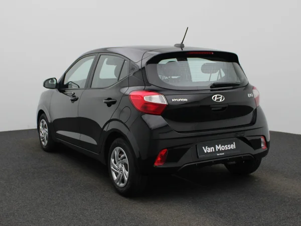 Hyundai i10 (2021) — foto 12 van 40