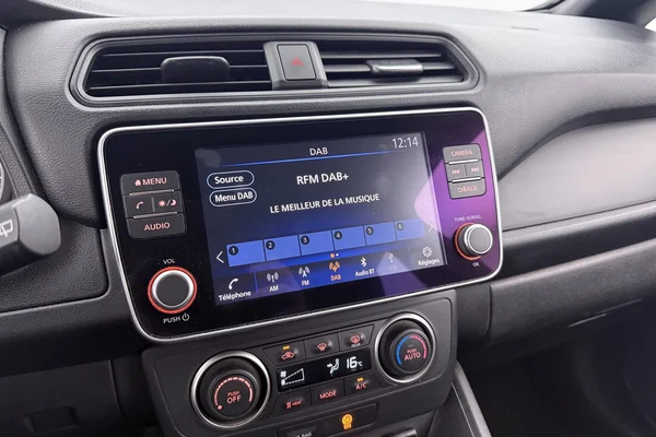Nissan Leaf (2021) — foto 10 van 41