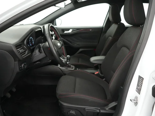 Ford Focus (2024) — foto 3 van 20