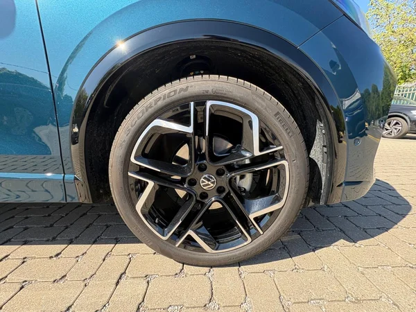 VOLKSWAGEN Tiguan (2026) — foto 17 van 24