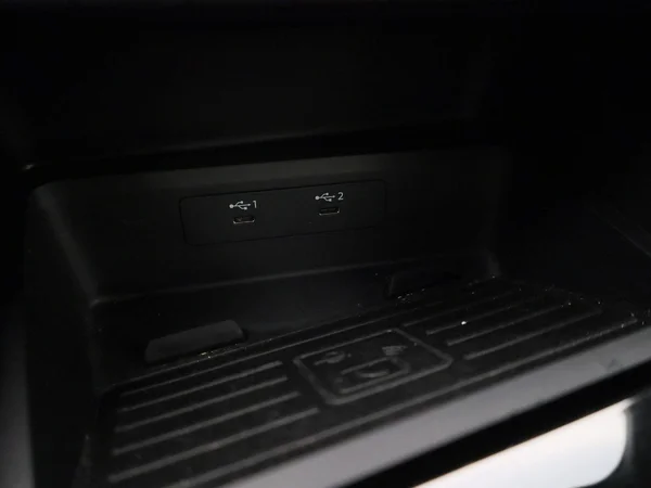 Audi A3 (2023) — foto 16 van 39