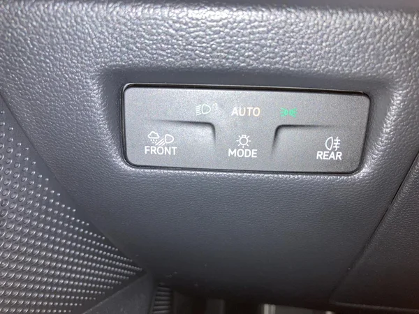 VOLKSWAGEN Passat SW (2024) — foto 25 van 36