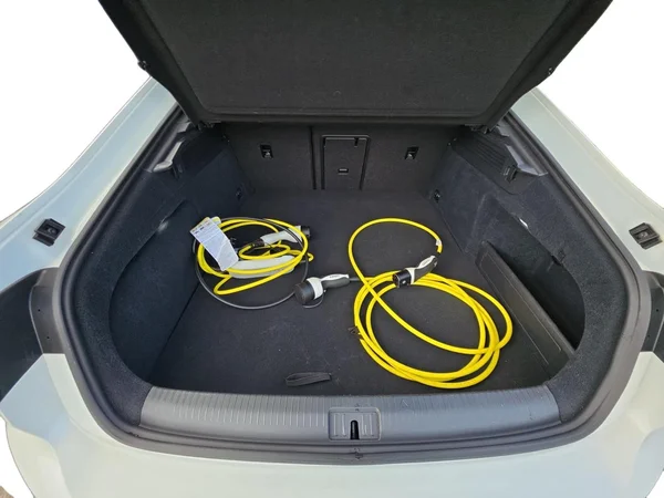 VOLKSWAGEN Arteon eHybrid (PHEV) (2022) — foto 14 van 24