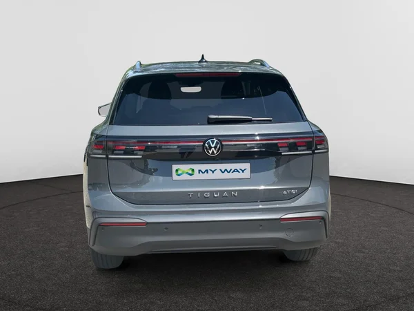 VOLKSWAGEN Tiguan (2026) — foto 19 van 24