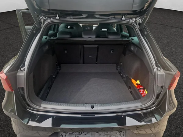 CUPRA Leon ST (2026) — foto 7 van 16