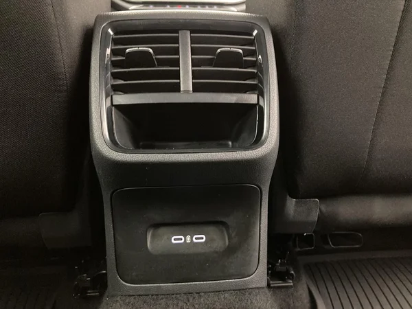 SKODA Octavia Combi (2025) — foto 8 van 36