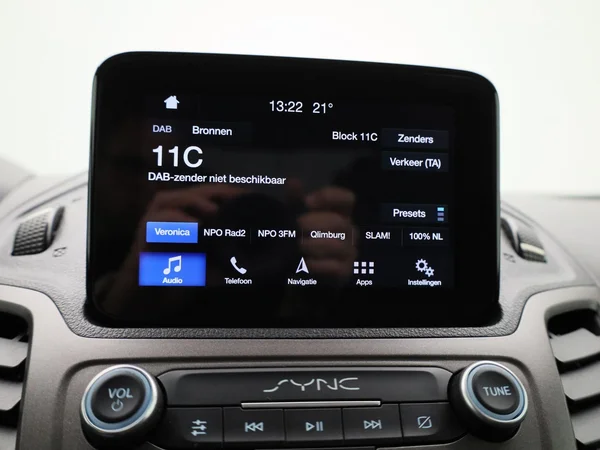 Ford Transit Connect (2020) — foto 6 van 45