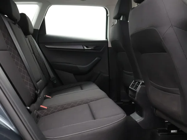 Škoda Karoq (2021) — foto 2 van 25