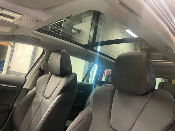SKODA Octavia Combi (2025) — foto 17 van 21