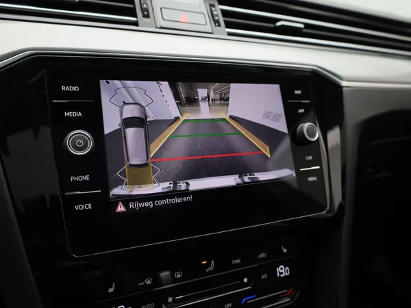 Volkswagen Passat (2024) — foto 19 van 37