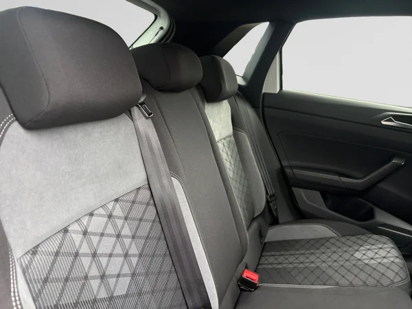 VOLKSWAGEN Polo (2023) — foto 7 van 21