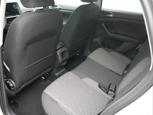 VOLKSWAGEN T-Cross (2026) — foto 4 van 24