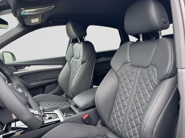 AUDI Q5 Sportback (2025) — foto 19 van 19