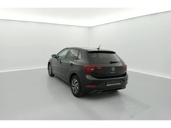 VOLKSWAGEN Polo (2025) — foto 2 van 36