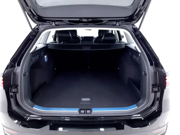 Volkswagen Passat SW (2025) — foto 6 van 21