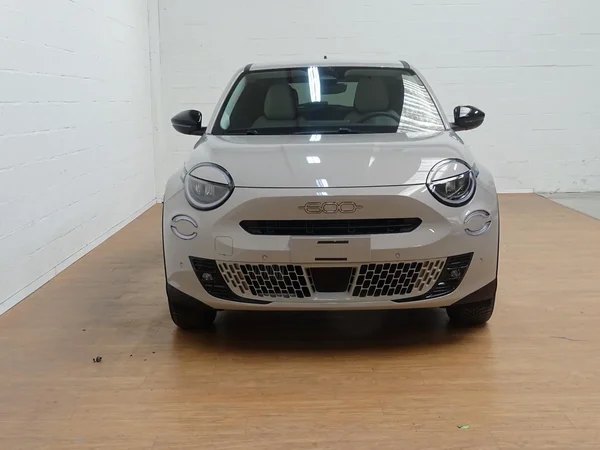 Fiat 600 (2025) — foto 2 van 24