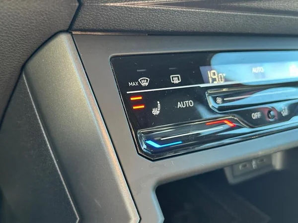 VOLKSWAGEN Taigo (2022) — foto 17 van 31