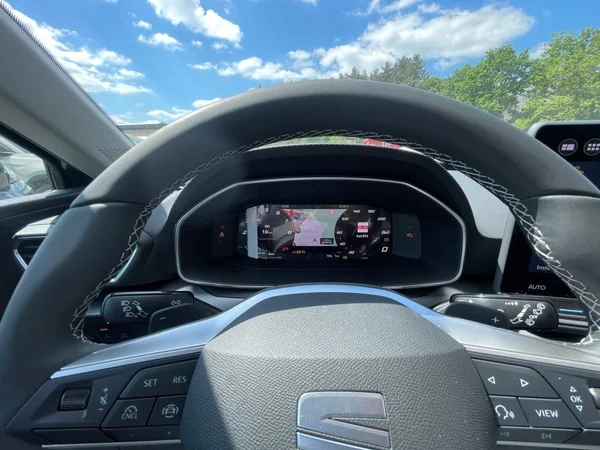 SEAT Leon ST (2025) — foto 6 van 24