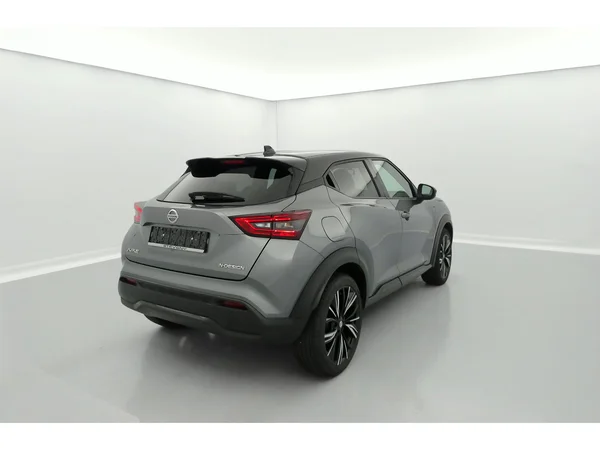 NISSAN Juke (2022) — foto 17 van 27