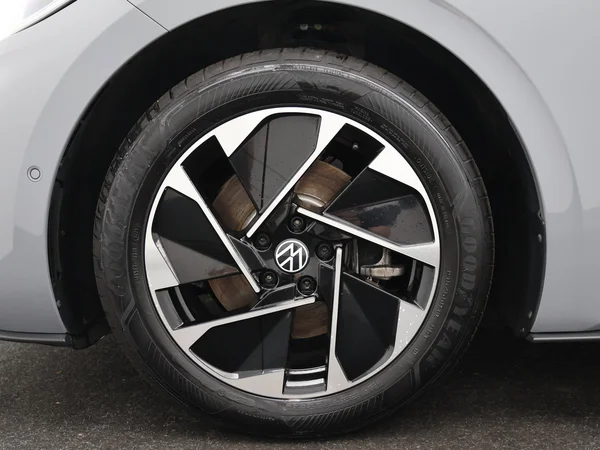 VOLKSWAGEN ID.3 (2025) — foto 20 van 21
