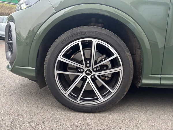 AUDI Q5 Sportback (2025) — foto 13 van 21