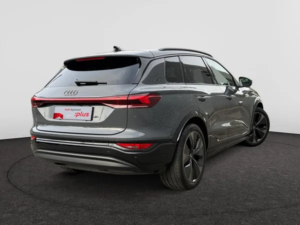 AUDI Q6 e-tron (2025) — foto 20 van 24