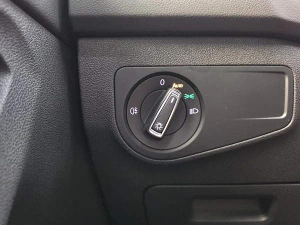 VOLKSWAGEN Tiguan Dsl (2021) — foto 24 van 36