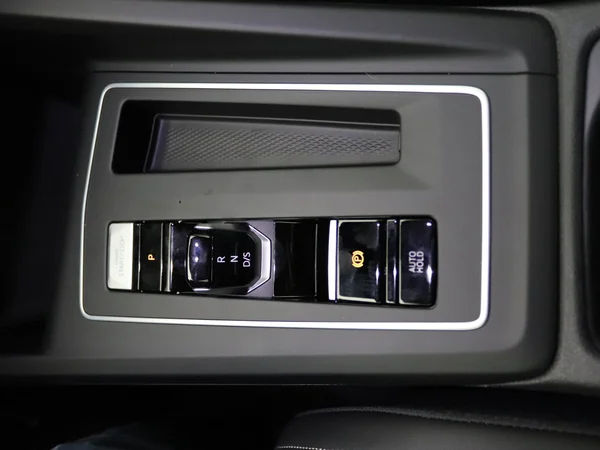 VOLKSWAGEN Golf VIII (2026) — foto 2 van 22
