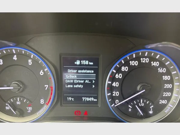 Hyundai KONA (2018) — foto 5 van 29
