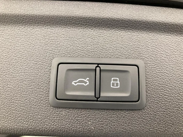 AUDI A3 Sportback (2022) — foto 14 van 35