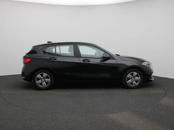 BMW 1 Reeks (2022) — foto 40 van 43