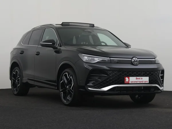 VOLKSWAGEN Tiguan (2025) — foto 30 van 35