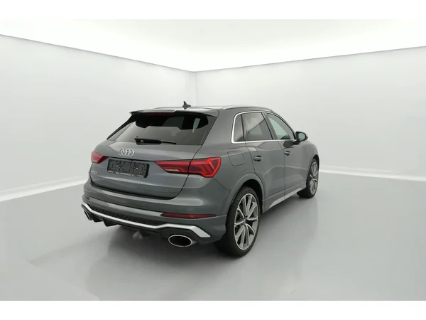 AUDI RSQ3 (2020) — foto 14 van 24