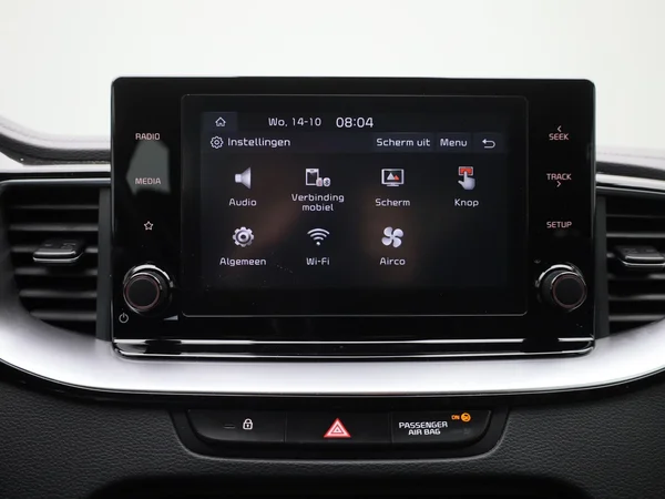 Kia cee'd (2024) — foto 14 van 37