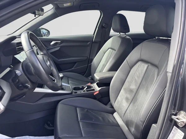 AUDI A3 Sportback (2023) — foto 15 van 15