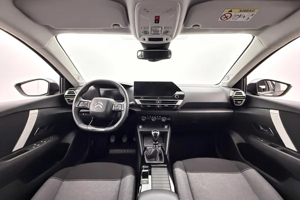 Citroen C4 (2023) — foto 7 van 21