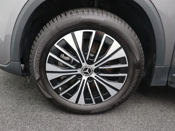 Mercedes-Benz EQA (2025) — foto 24 van 26