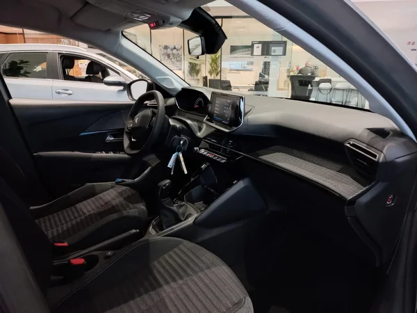 Peugeot 208 (2022) — foto 8 van 26