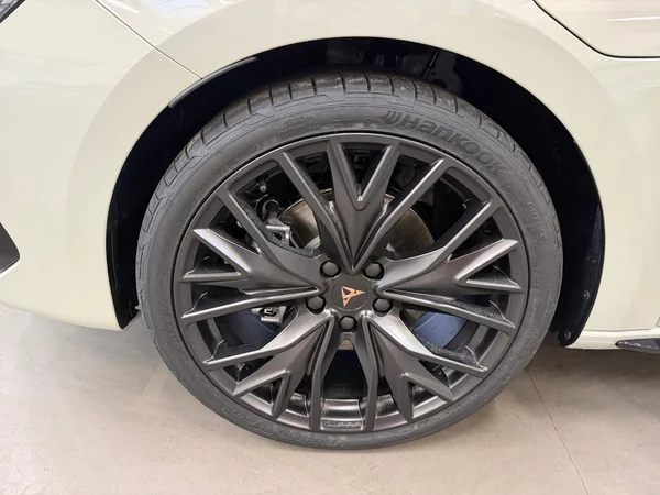 CUPRA Leon ST e-Hybrid (PHEV) (2026) — foto 7 van 24