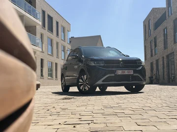 VOLKSWAGEN T-Cross (2025)