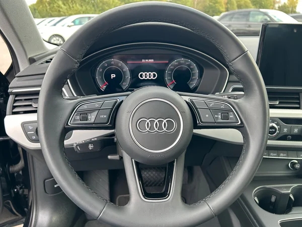 AUDI A4 (2023) — foto 7 van 24