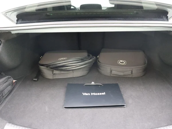 Mercedes-Benz C-Klasse (2025) — foto 14 van 25