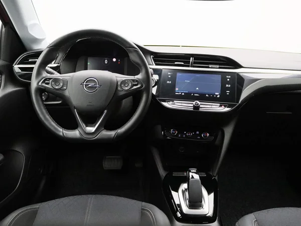 Opel Corsa-e (2022) — foto 36 van 38