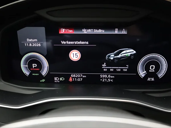 AUDI A6 SW PHEV (2022) — foto 18 van 25