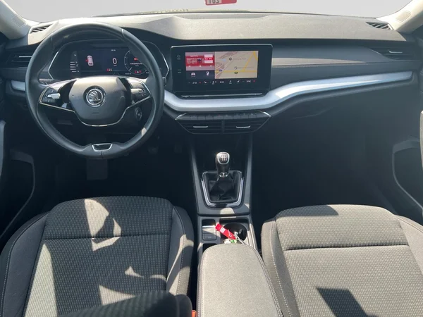 SKODA Octavia Combi (2020) — foto 16 van 19