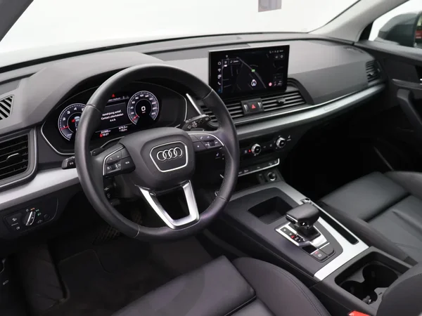 Audi Q5 (2022) — foto 9 van 27