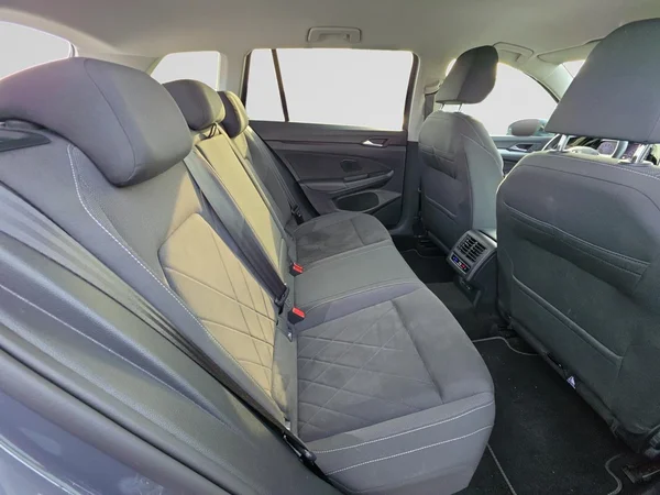 VOLKSWAGEN Golf VIII SW (2023) — foto 11 van 24