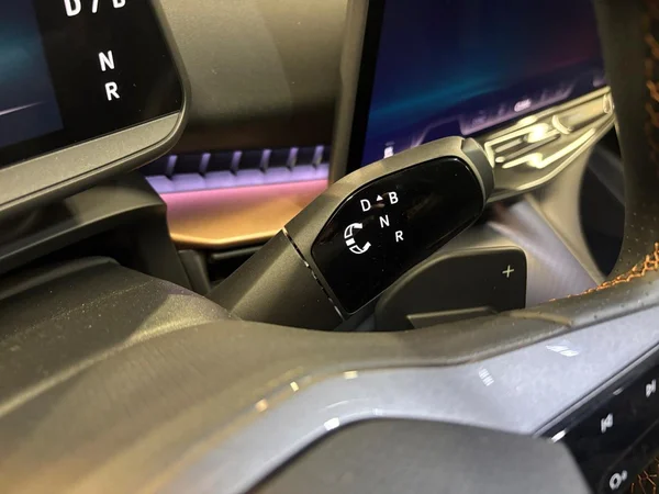 CUPRA Tavascan (2026) — foto 3 van 24