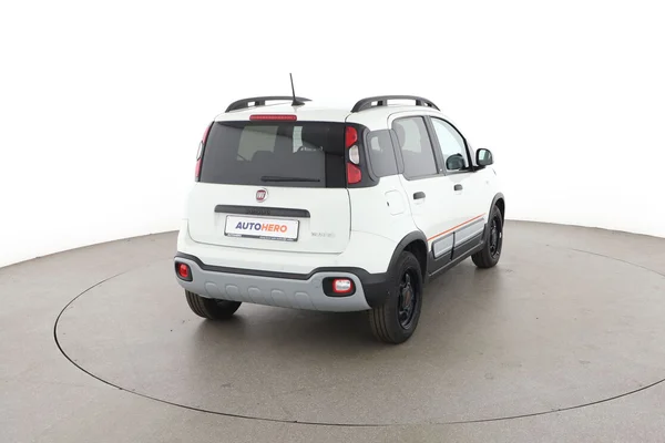 Fiat Panda (2022) — foto 12 van 16