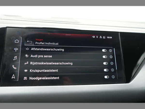 AUDI E-tron GT (2021) — foto 26 van 35